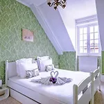 La Maison Particuliere