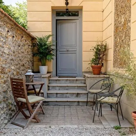 La Maison Particuliere *